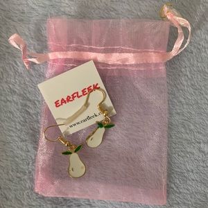 White pear earrings